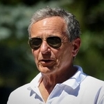 　米ディズニーのアイガーＣＥＯ＝２０２５年７月、米アイダホ州（ロイター＝共同）