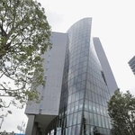 日本オリンピック委員会が入る「ジャパン・スポーツ・オリンピック・スクエア」＝２０１９年９月、東京都新宿区