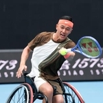 　車いすの部男子シングルス決勝でプレーする小田凱人＝メルボルン（ゲッティ＝共同）