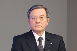 　記者会見するＮＴＴの島田明社長＝５日午後、東京都千代田区