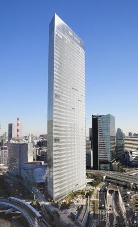 　電通本社が入るビル＝東京都港区