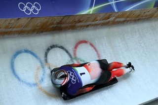 　スケルトン女子で初優勝したヤニネ・フロク＝１４日、コルティナダンペッツォ（ロイター＝共同）