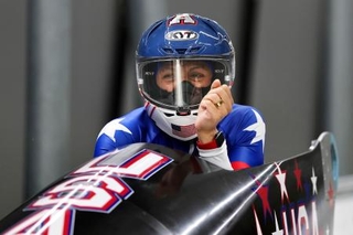 　ボブスレー女子１人乗りで優勝したエラナ・マイヤーズテーラー＝１６日、コルティナダンペッツォ（ゲッティ＝共同）