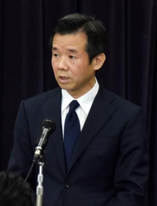 　訓示する神奈川県警の今村剛本部長＝２４日午後、神奈川県警本部