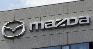 　マツダ＝広島県府中町