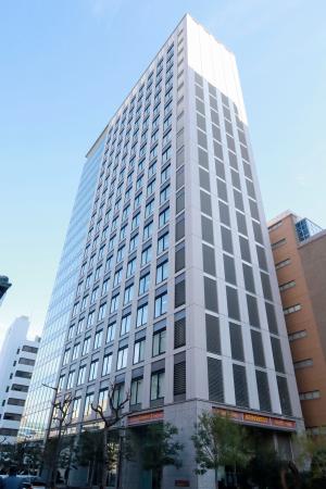 　神商鉄鋼販売大阪本社が入るビル＝１月、大阪市中央区