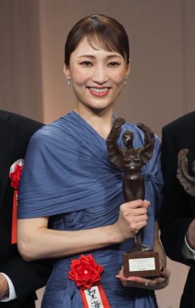 　第３３回読売演劇大賞に決まった望海風斗さん＝２７日午後、東京都千代田区