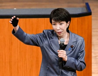 　石川県知事選の応援演説をする高市首相＝２８日午後、金沢市