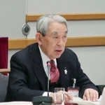 　「関西財界セミナー」で発言する関経連の松本正義会長＝５日午後、京都市左京区