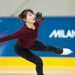 　公式練習で調整する坂本花織＝ミラノ（共同）