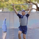 　ウオーミングアップするドジャース・大谷＝グレンデール（共同）