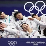 　フィギュア団体で初日７位につけた韓国の選手ら＝６日、ミラノ（ロイター＝共同）