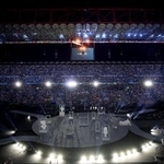 　ジュゼッペ・メアッツァ競技場で行われたミラノ・コルティナ冬季五輪開会式＝６日、ミラノ（ロイター＝共同）