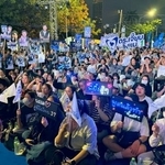 　「タイの誇り党」の集会に参加した支持者ら＝１月３０日、バンコク（共同）