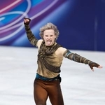 　団体男子ＳＰ　演技するイリア・マリニン＝ミラノ（共同）