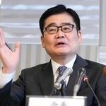 　記者会見する中国日本商会の本間哲朗会長＝１０日、北京（共同）