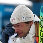 　１０日、ミラノ・コルティナ冬季五輪のバイアスロン男子２０キロで銅メダルを獲得したノルウェーのストゥルラホルム・レグライ（ロイター＝共同）