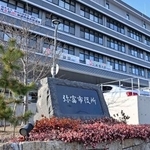 　愛知県弥富市役所＝６日