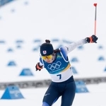 　女子１０キロフリー　ゴールする土屋正恵＝テーゼロ（共同）