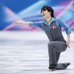 　男子フリー　演技する三浦佳生＝ミラノ（共同）