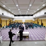 　総務省で行われた第５１回衆院選比例代表の当選証書付与式＝１４日午前