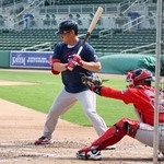 　実戦形式の打撃練習で打席に立つレッドソックス・吉田＝フォートマイヤーズ（共同）