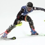 　アルペンスキー男子回転に出場したギニアビサウのウィンストン・タン。同国の冬季五輪参加は初めて＝１６日、ボルミオ（ロイター＝共同）