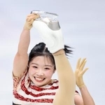 　女子ＳＰ　演技する中井亜美＝ミラノ（共同）