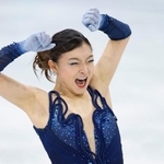 　女子ＳＰの演技を終え、喜ぶ坂本花織＝ミラノ（共同）