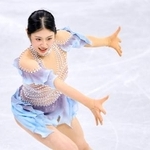 　女子ＳＰ　演技する李海仁＝ミラノ（共同）