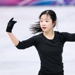 　公式練習で調整する中井亜美＝ミラノ（共同）