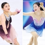 　ミラノ・コルティナ冬季五輪のフィギュアスケート女子フリーで演技する、銀メダルを獲得した坂本花織（左）と銅メダルの中井亜美＝１９日、イタリア・ミラノ（共同）