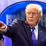 　記者会見する米トランプ大統領＝２０日、ワシントン（ロイター＝共同）