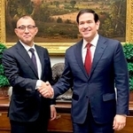 　米国のルビオ国務長官（右）と会談した市川恵一国家安全保障局長＝２０日、ワシントン（内閣官房国家安全保障局提供）