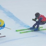 　男子スキークロス決勝　滑走する古野慧（右）＝リビーニョ（共同）