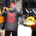 　ボブスレー女子２人乗りで優勝したラウラ・ノルテ、デボラ・レビ組のドイツＡ＝２１日、コルティナダンペッツォ（ゲッティ＝共同）