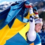 　女子５０キロクラシカルで優勝したエバ・アンデション＝テーゼロ（共同）