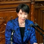 　衆院本会議で、国民民主党の玉木代表の代表質問に答弁する高市首相＝２５日午後