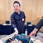 　羽田空港に届いた沖縄県の県魚グルクンなど＝２７日午後