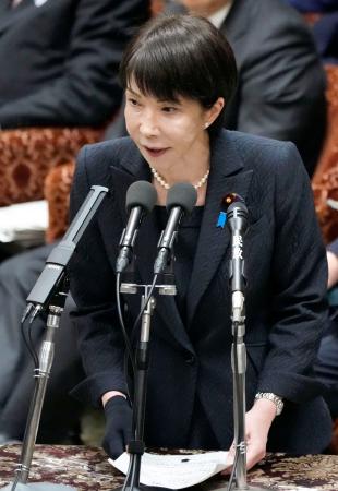 　衆院予算委で、日本維新の会の藤田共同代表のイラン情勢についての質問に答弁する高市首相＝２日午前