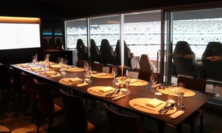 　ＭＵＦＧスタジアム内に新設されたスイートルーム＝１６日