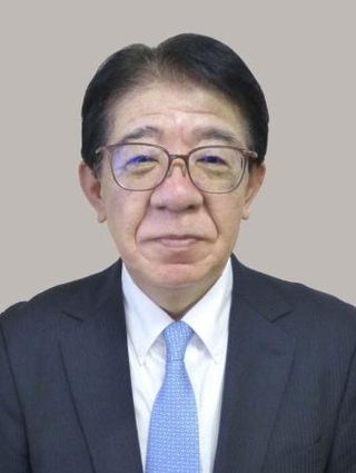 　金子恭之国交相