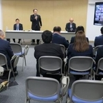 　立憲民主党本部で開かれた所属地方議員との意見交換会＝１日午後、東京・永田町