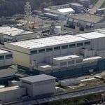 　新潟県の東京電力柏崎刈羽原発６号機（中央）＝２０２５年１１月