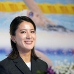 　現役引退の記者会見で笑顔を見せる大橋悠依さん＝２０２４年、東京都千代田区