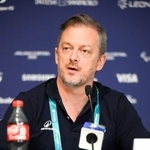 　ミラノ・コルティナ冬季パラリンピックの開幕を前に、記者会見するＩＰＣのパーソンズ会長＝５日、イタリア・コルティナダンペッツォ（共同）