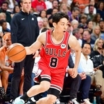 　サンズ戦でボールを操るブルズの河村＝フェニックス（ＮＢＡＥ・ゲッティ＝共同）