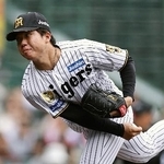 　３回無失点と好投した阪神・村上＝甲子園