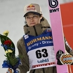 　スキーＷ杯ジャンプ、男子個人第２４戦で３位に入った小林陵侑＝７日、ラハティ（Ｌｅｈｔｉｋｕｖａ提供・ロイター＝共同）