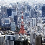 　東京タワーと高層ビル群